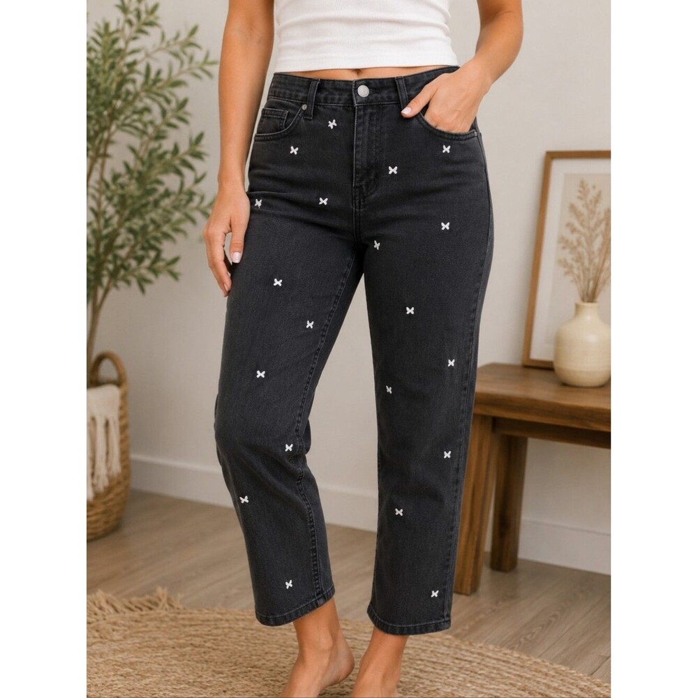 Angel Kiss Black Embroidered Butterfly Women’s Jeans Size 13/31